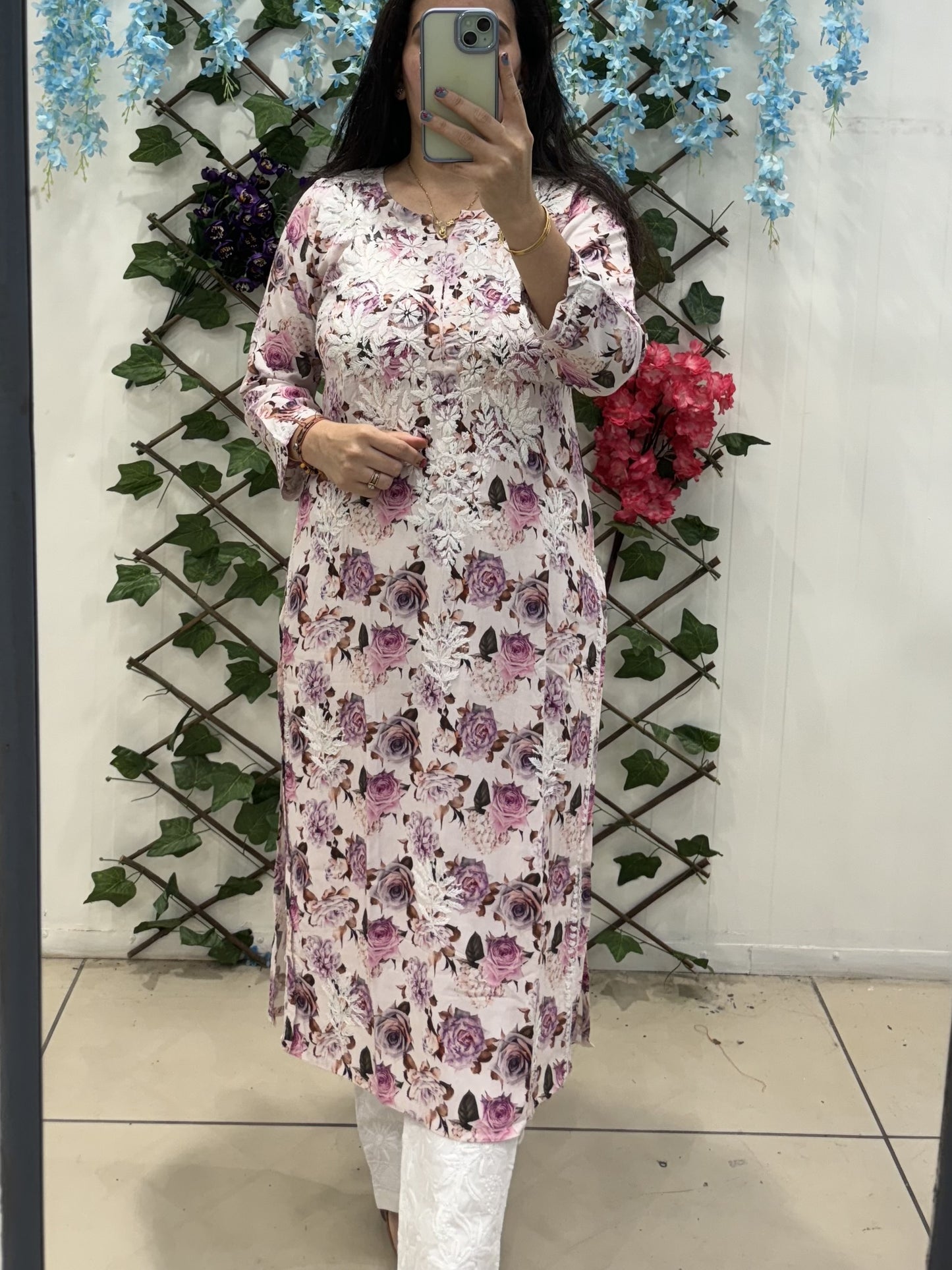 Lavender flower chikankari kurti