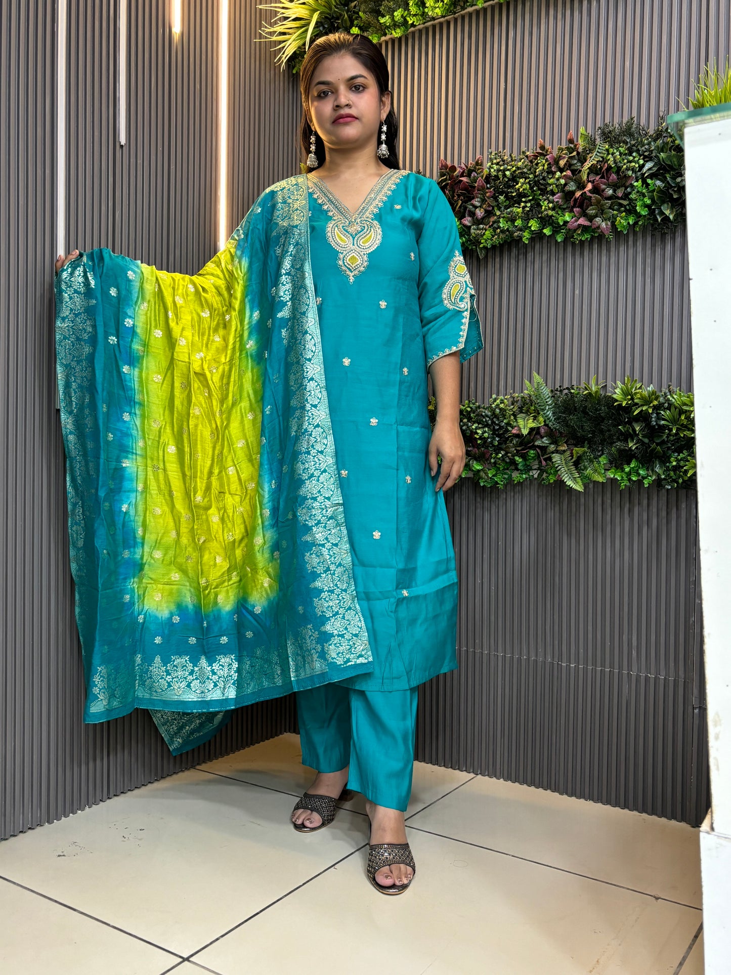 Green Viral embroidered kurta with banarasi dupatta