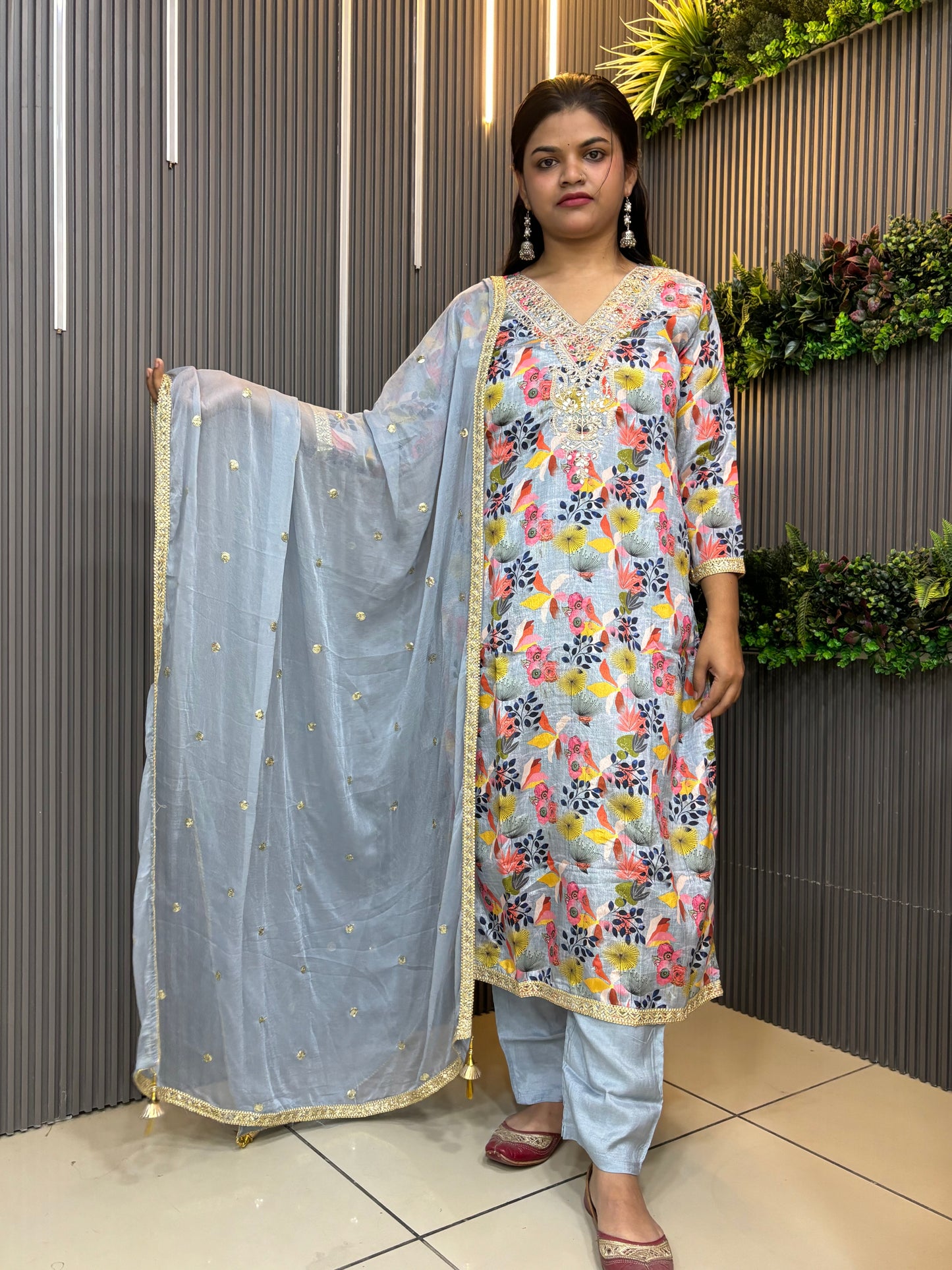 Grey chinnon full embroidered kurta set