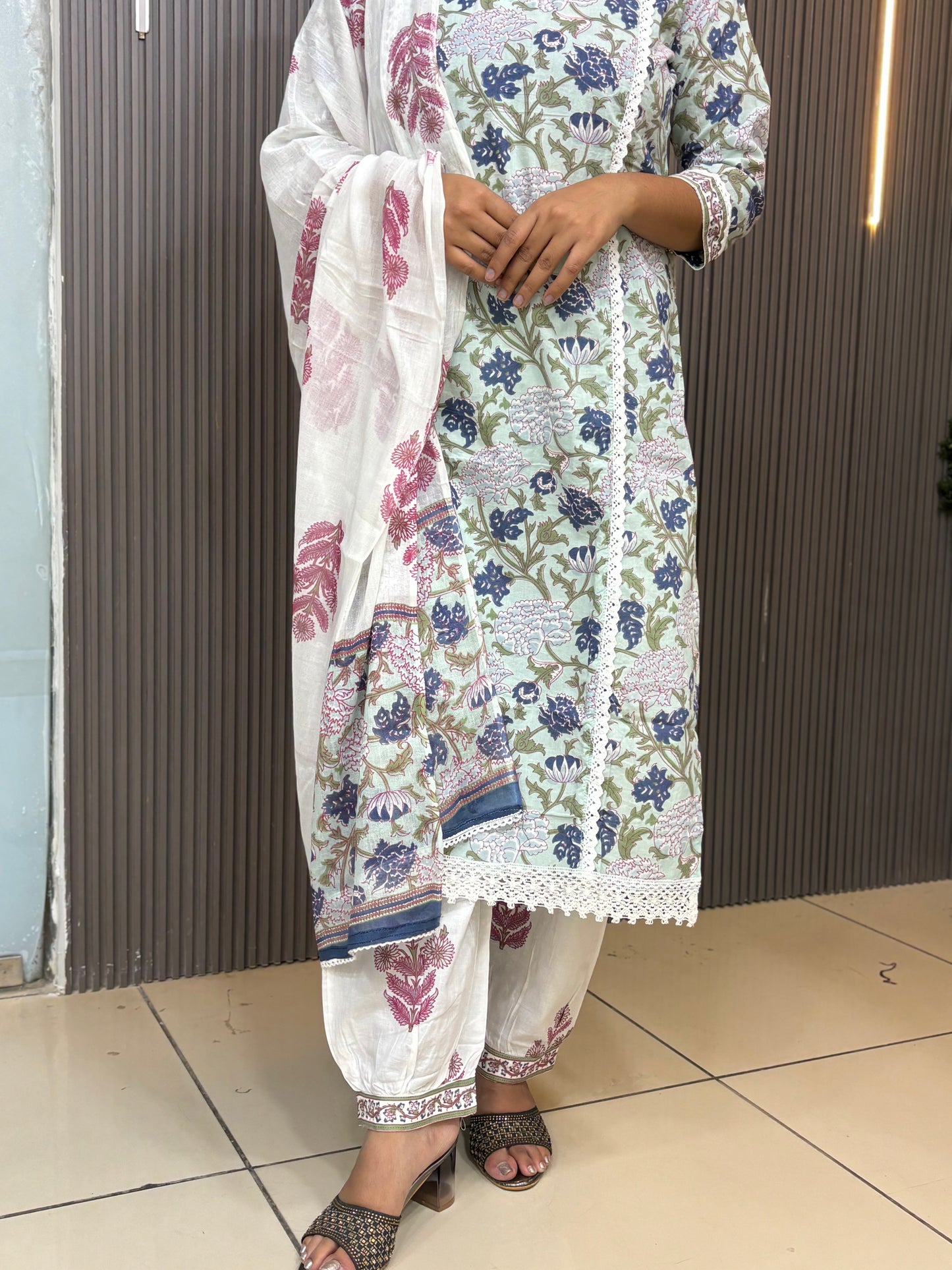 White floral laced afghani kurta set