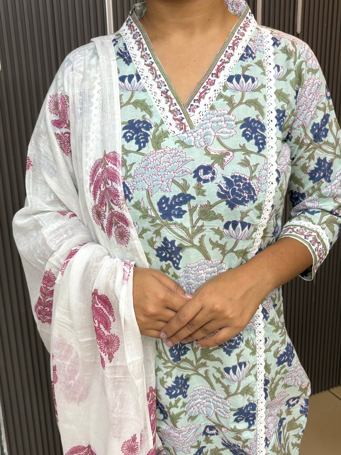 White floral laced afghani kurta set